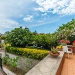 La Terrazza Sul Giardino プロチーダ
