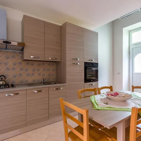 La Terrazza Sul Giardino Apartment Procida