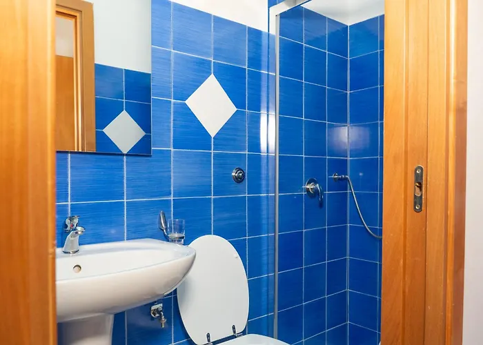 La Terrazza Sul Giardino * 프로치다